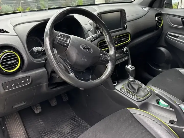 Hyundai Kona 1.0 T-GDI 2WD Luxury +