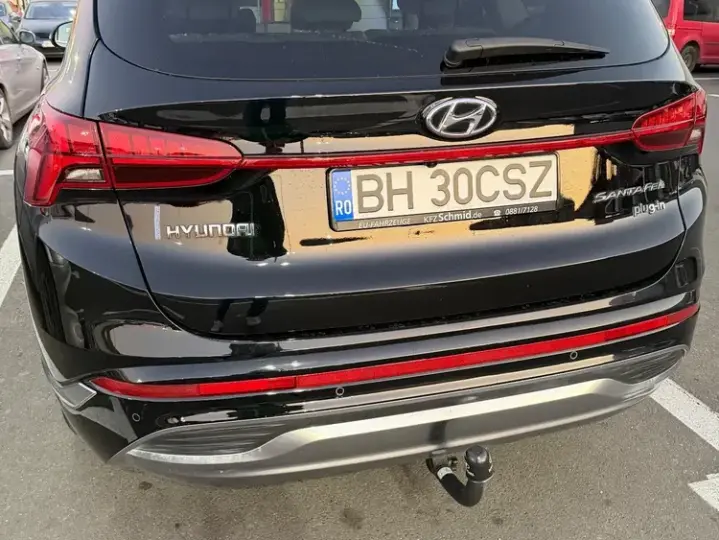 Hyundai Santa Fe IV 1.6 l 265 CP 4WD 6AT Luxury