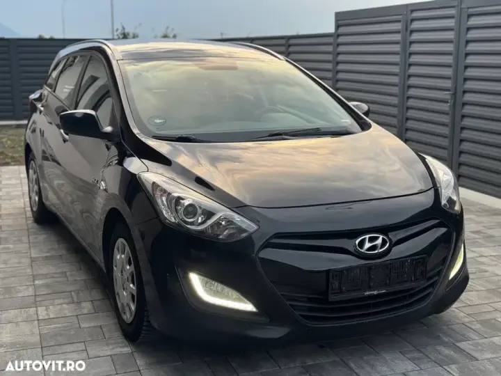 Hyundai i30 II