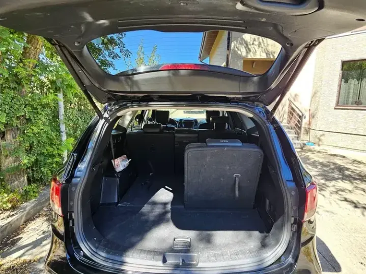 Hyundai Grand Santa Fe