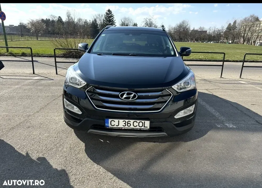 Hyundai Santa Fe — imagine 3