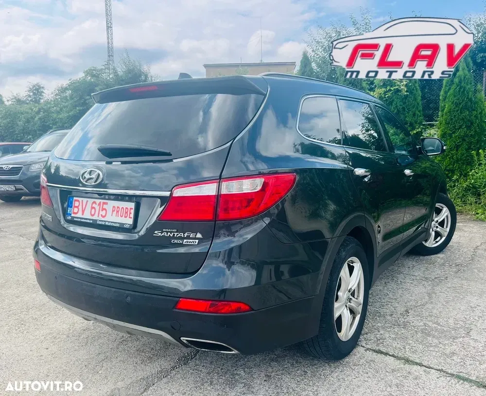 Hyundai Grand Santa Fe 2.2 CRDi 4WD Automatik Luxury — imagine 3