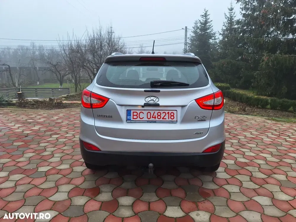 Hyundai ix35 2.0 CRDI 4WD Automatik Fifa World Cup Gold Edition — imagine 5