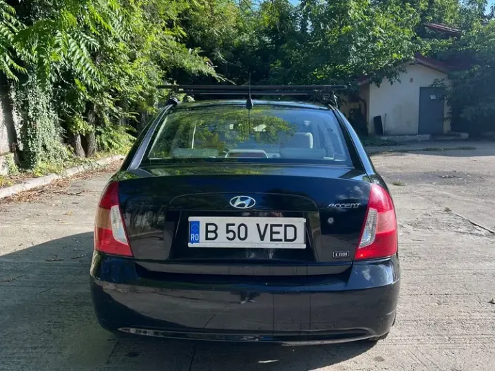 Hyundai Accent III
