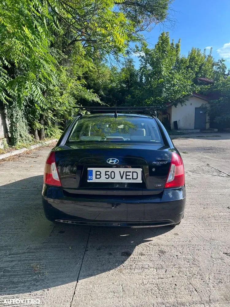 Hyundai Accent III — imagine 4