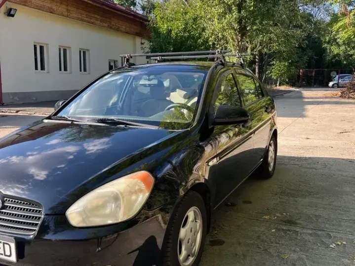 Hyundai Accent III