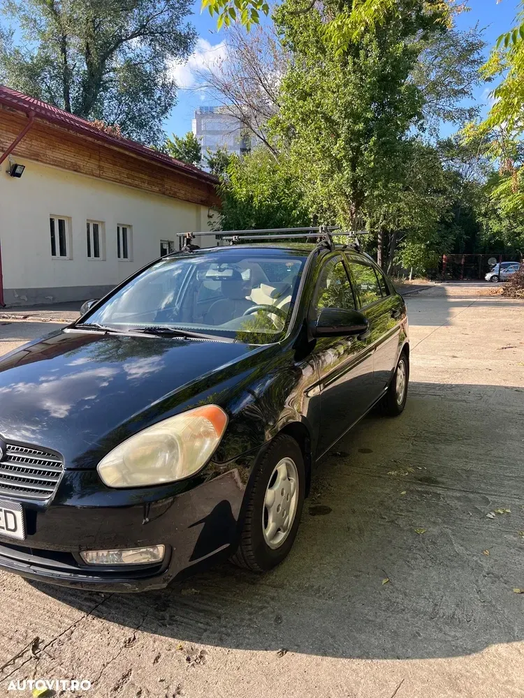 Hyundai Accent III — imagine 5