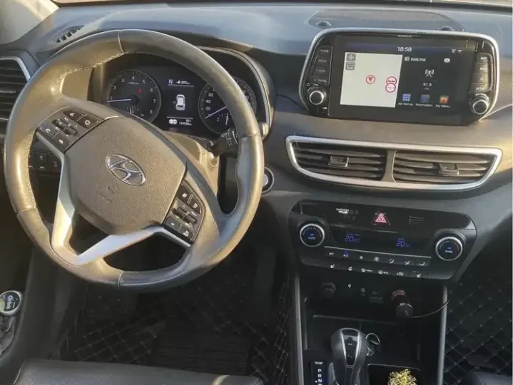 Hyundai Tucson 1.6 T-GDi 4WD 7DCT Luxury