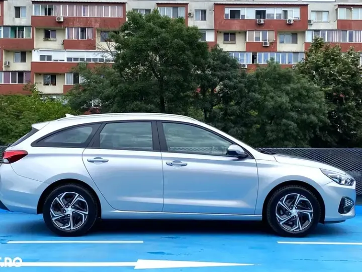 Hyundai i30 1.6 CRDI DCT Select