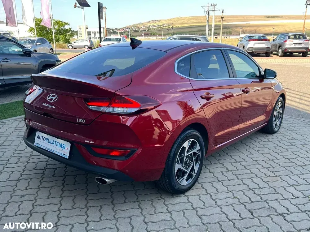 Hyundai i30 1.5 T-GDI 48V-Hybrid DCT Advantage — imagine 3