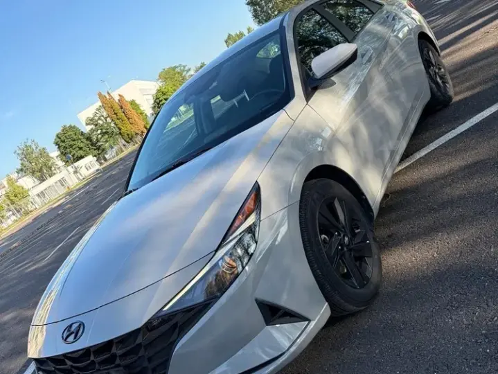 Hyundai Elantra VII