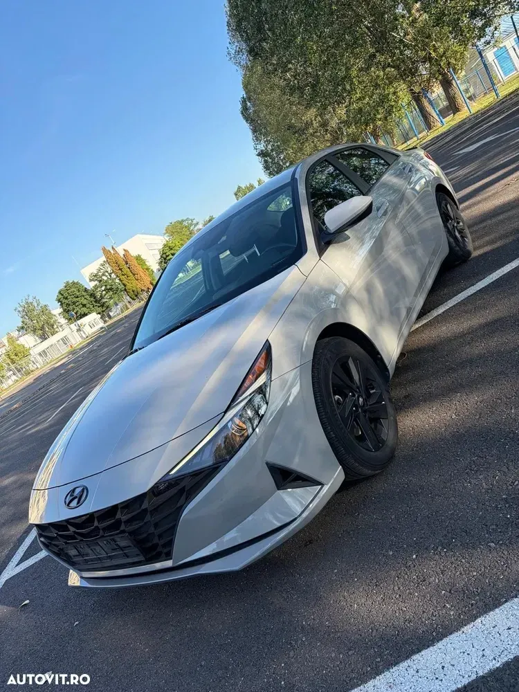 Hyundai Elantra VII — imagine 3