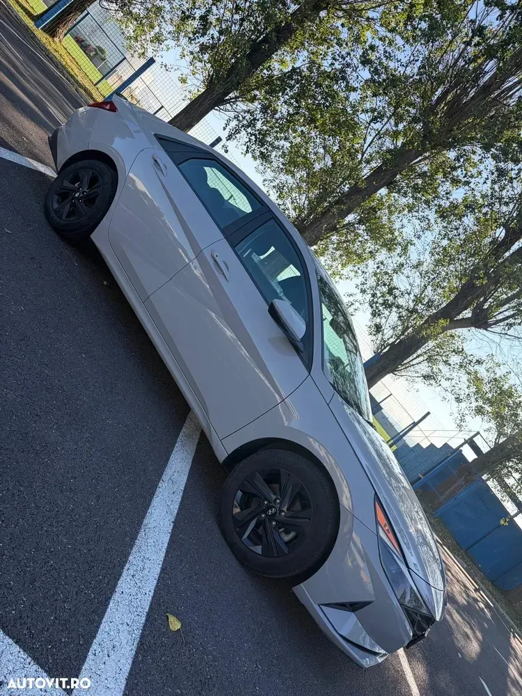 Hyundai Elantra VII — imagine 4