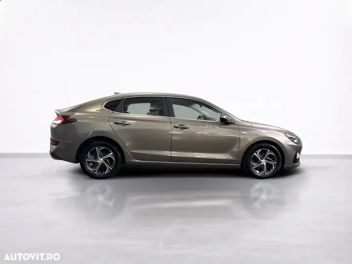 Hyundai i30 1.5 T-GDI 160CP MHEV 5DR 7DCT Highway