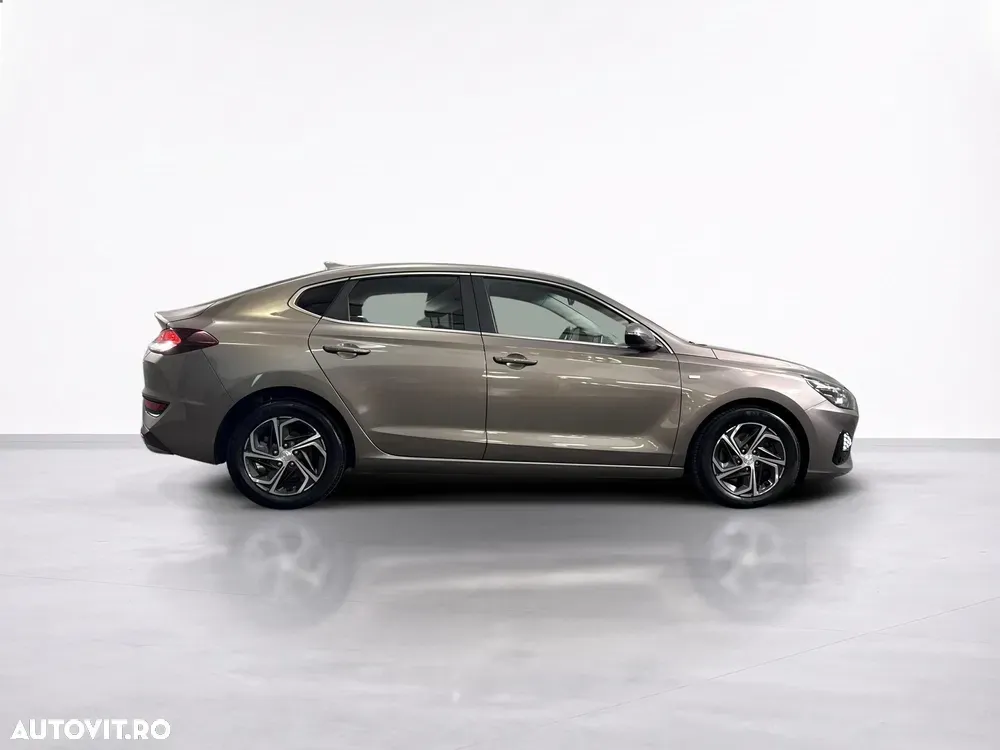 Hyundai i30 1.5 T-GDI 160CP MHEV 5DR 7DCT Highway — imagine 6