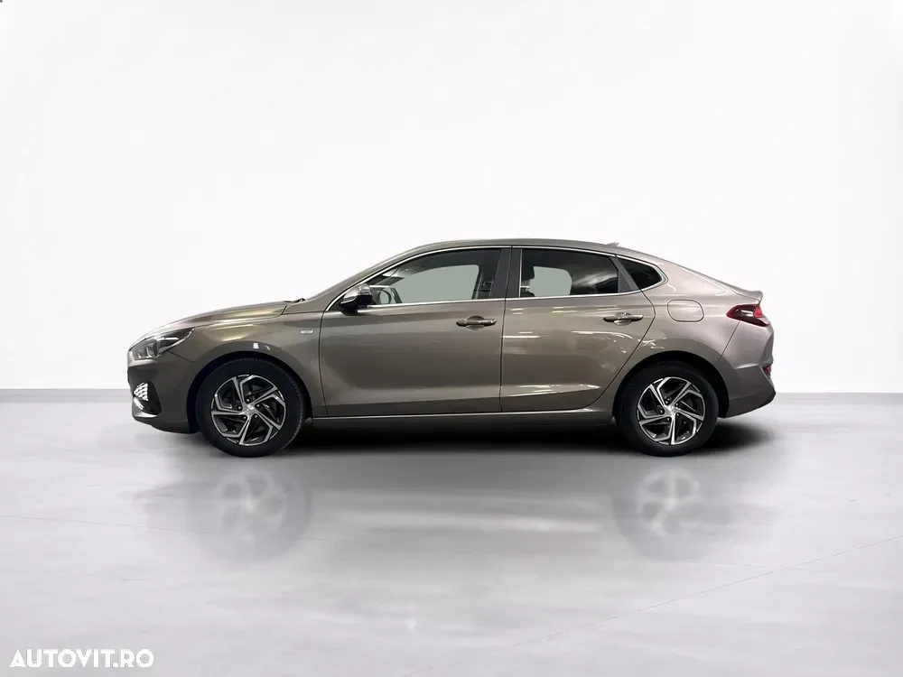 Hyundai i30 1.5 T-GDI 160CP MHEV 5DR 7DCT Highway — imagine 2