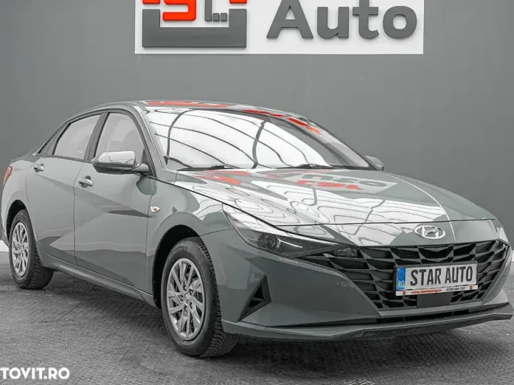 Hyundai Elantra 1.6 l 123 CP CVT Exclusive Navi