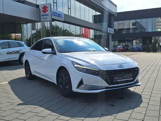 Hyundai Elantra 1.6 l 123 CP CVT Highway