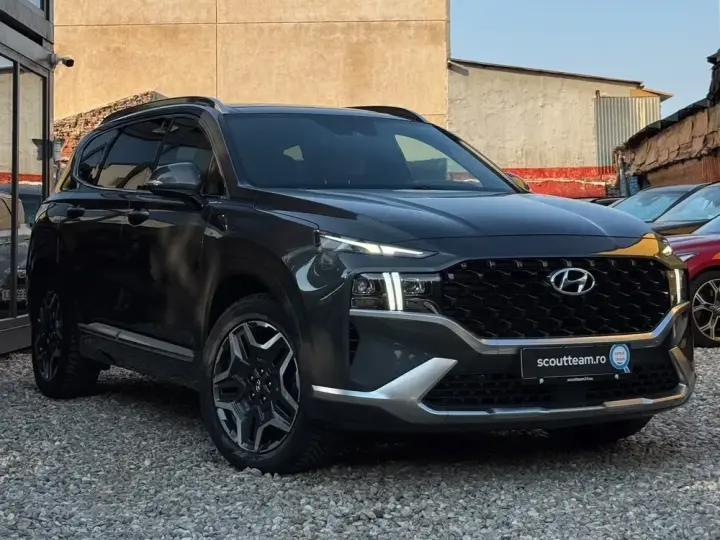 Hyundai Santa Fe IV 1.6 HEV 4WD Signature