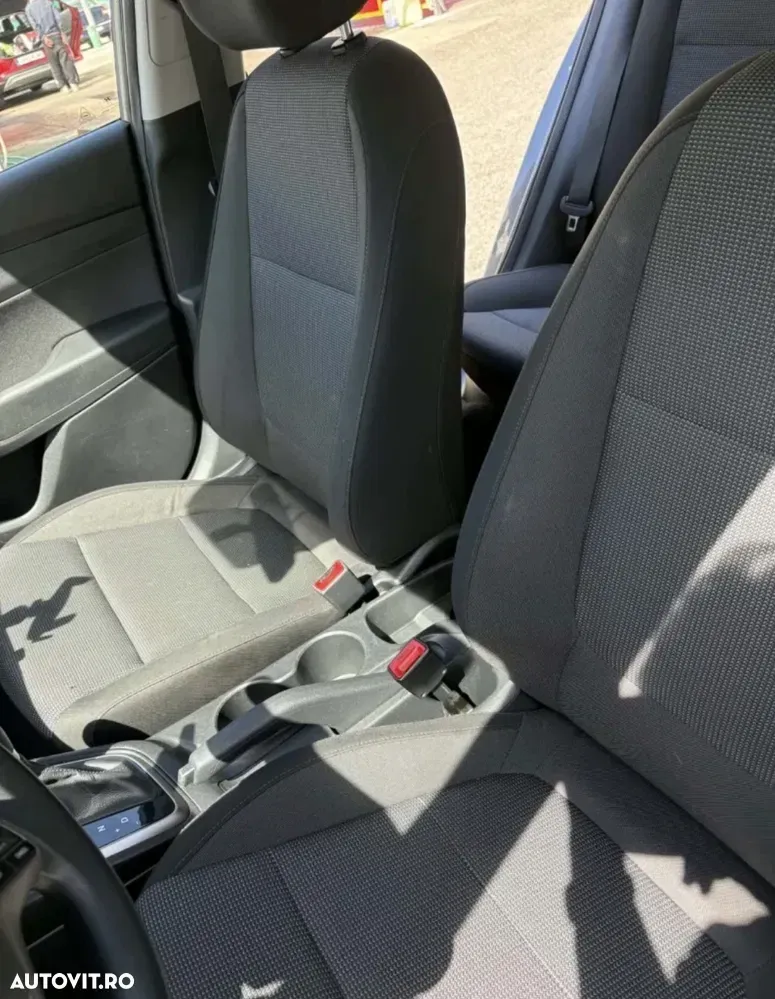 Hyundai Accent V — imagine 5