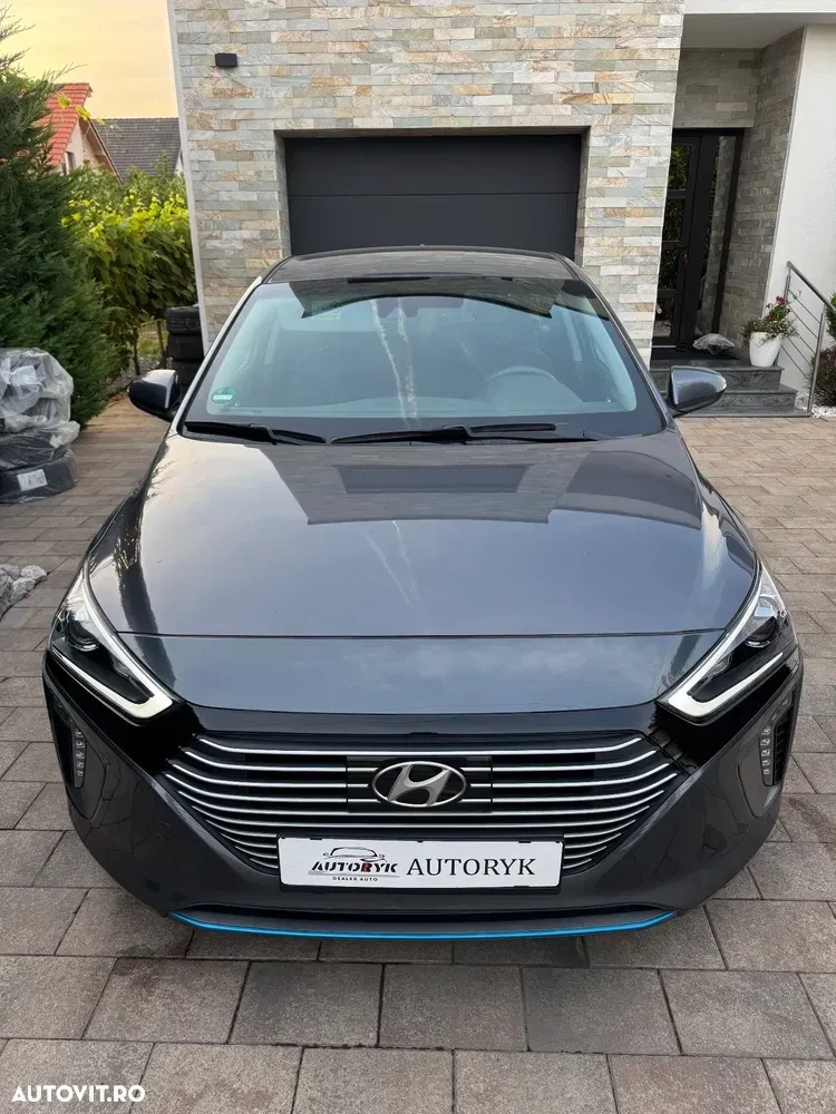 Hyundai IONIQ — imagine 3