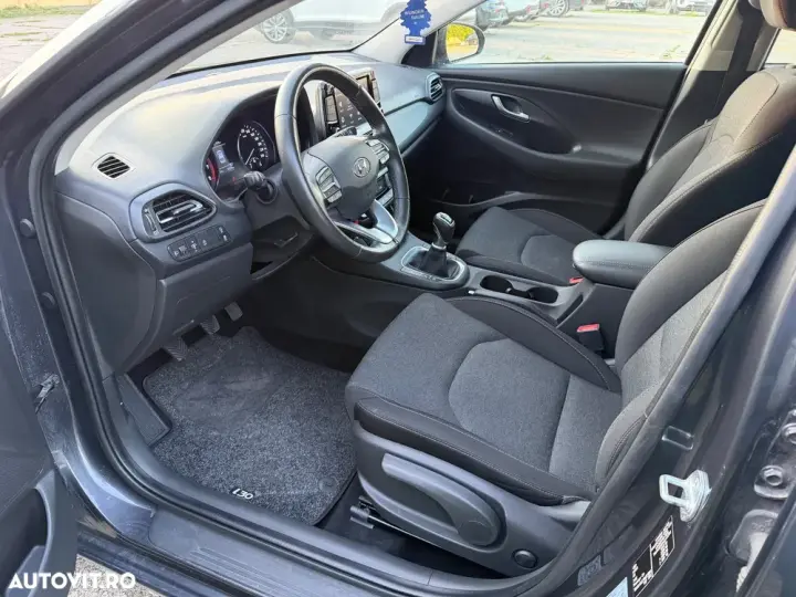 Hyundai i30 III 1.5 T-GDI MHEV 160CP Highway