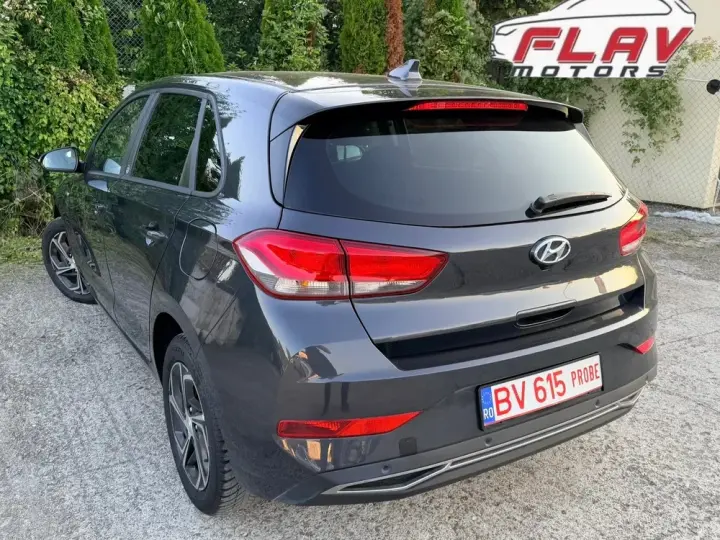 Hyundai i30 III 1.5 T-GDI MHEV 160CP Highway
