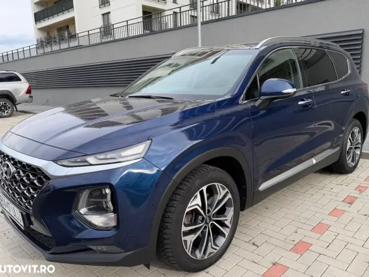 Hyundai Santa Fe IV 2.2 CRDi 4WD 8AT Luxury
