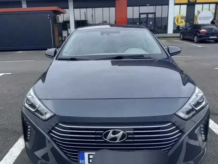 Hyundai IONIQ