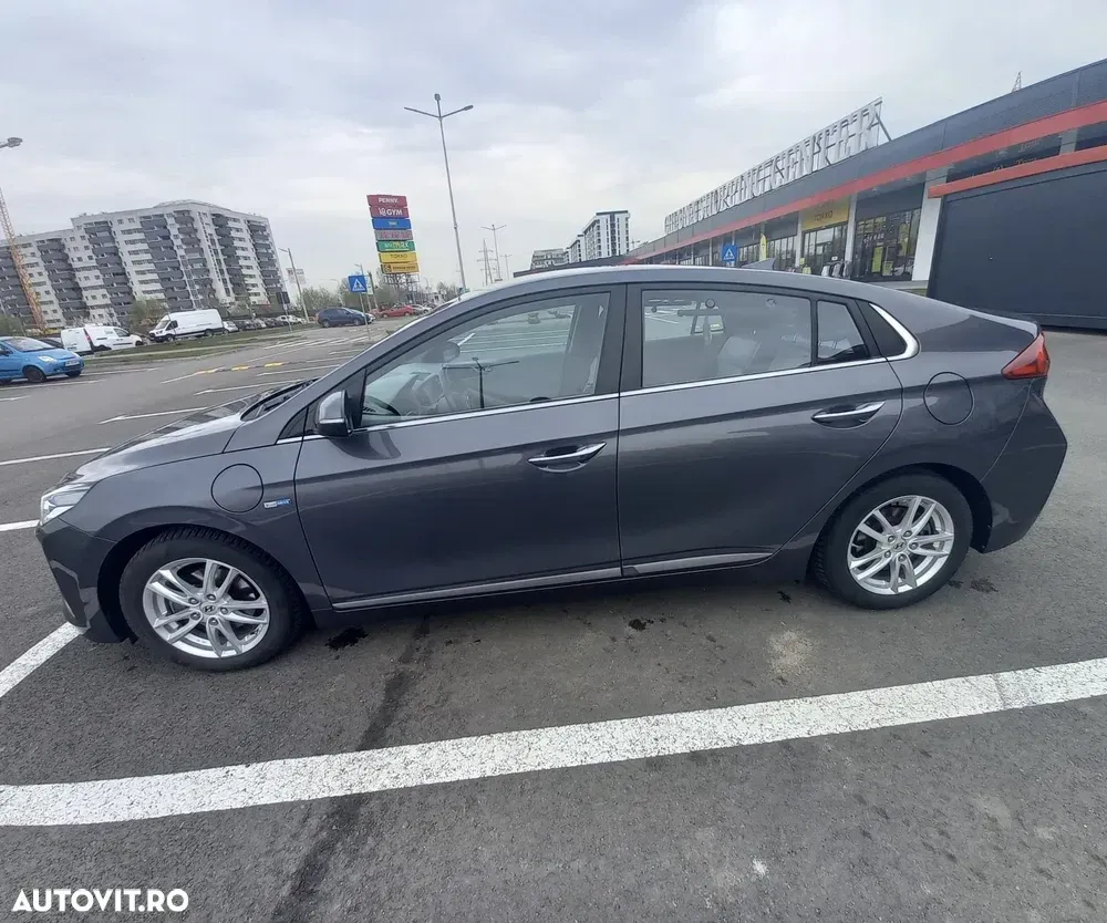 Hyundai IONIQ — imagine 3