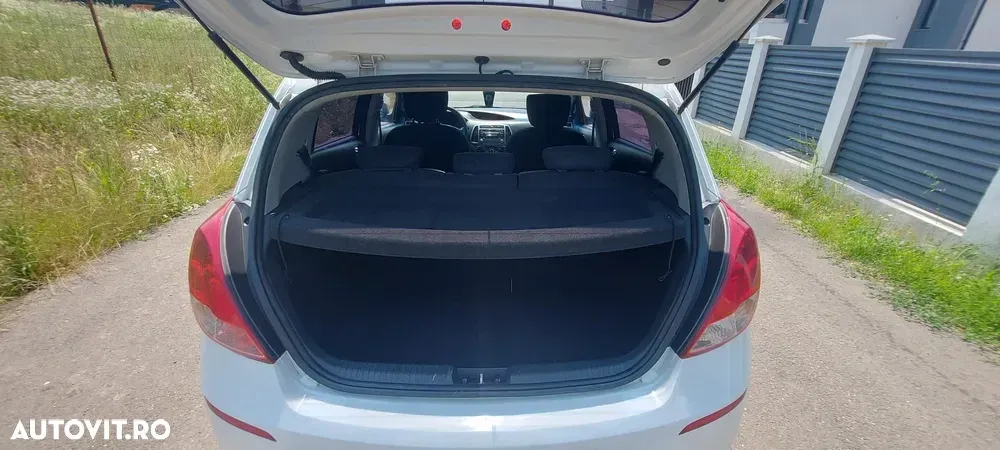 Hyundai i20 1.2 Comfort — imagine 6