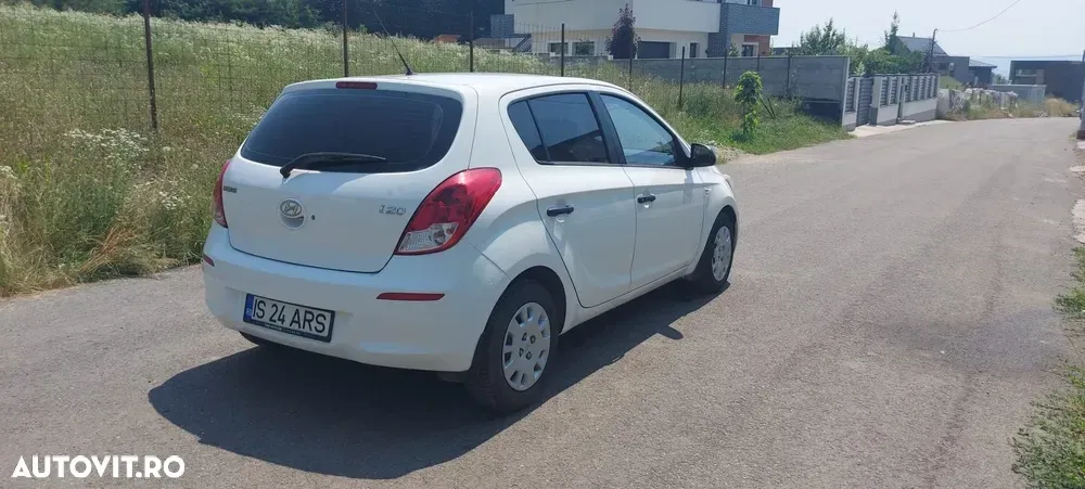 Hyundai i20 1.2 Comfort — imagine 2