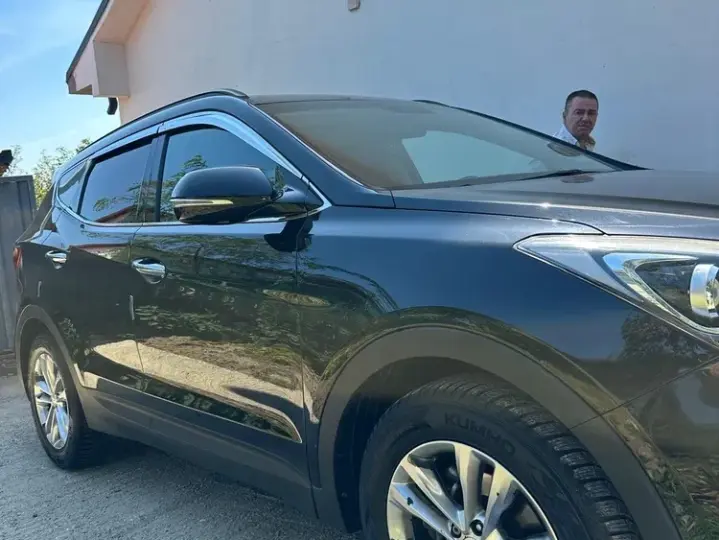Hyundai Santa Fe III