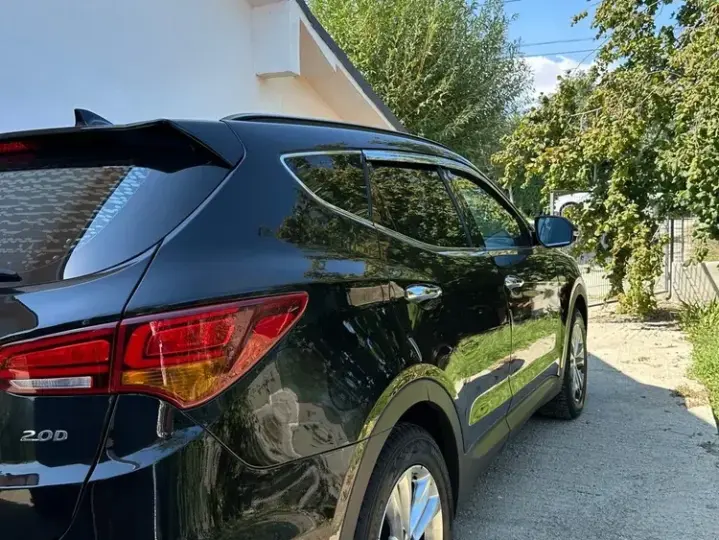 Hyundai Santa Fe III