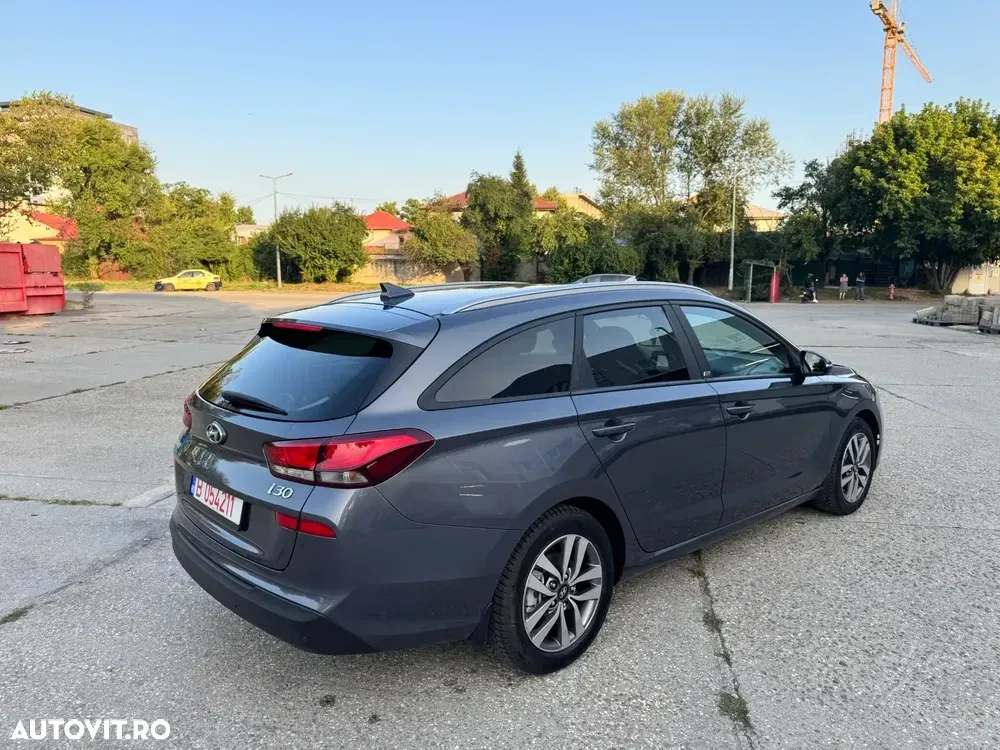 Hyundai i30 1.0 T-GDI 120CP 5DR M/T Launch Edition Highway — imagine 4