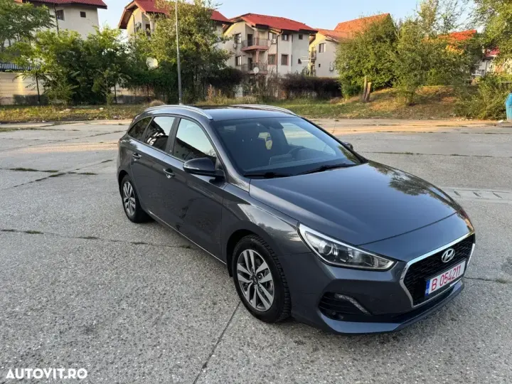 Hyundai i30 1.0 T-GDI 120CP 5DR M/T Launch Edition Highway