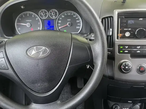 Hyundai i30 I 1.4 DOHC GLS COMFORT