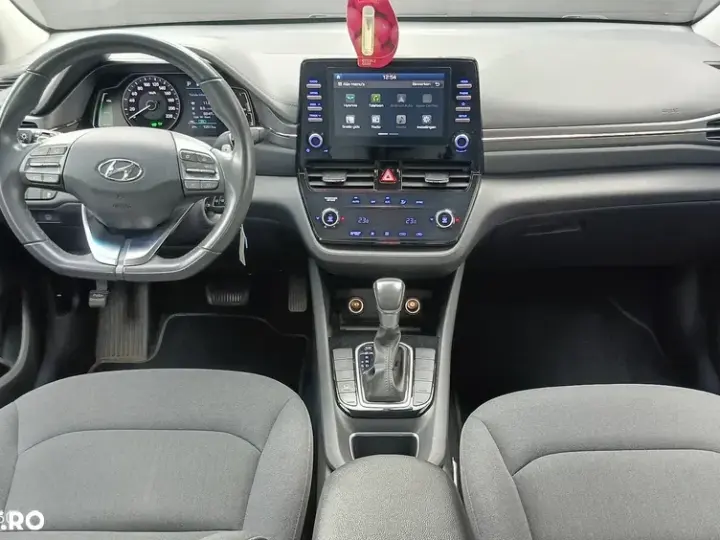 Hyundai IONIQ 1.6 GDI Trend