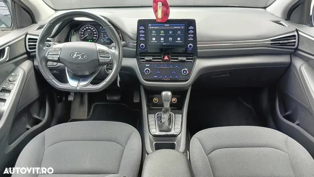 Hyundai IONIQ 1.6 GDI Trend — imagine 4