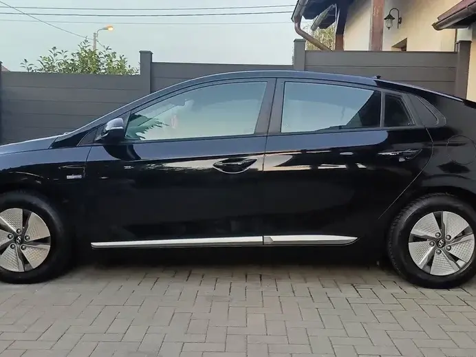 Hyundai IONIQ 1.6 GDI Trend