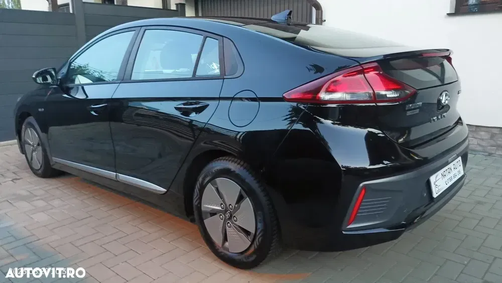 Hyundai IONIQ 1.6 GDI Trend — imagine 2