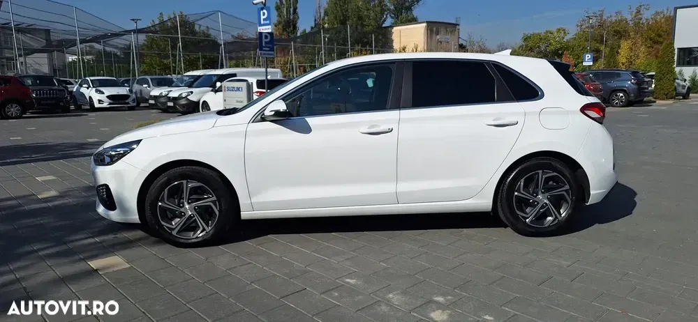 Hyundai i30 1.5 110CP 5DR M/T Highway — imagine 4