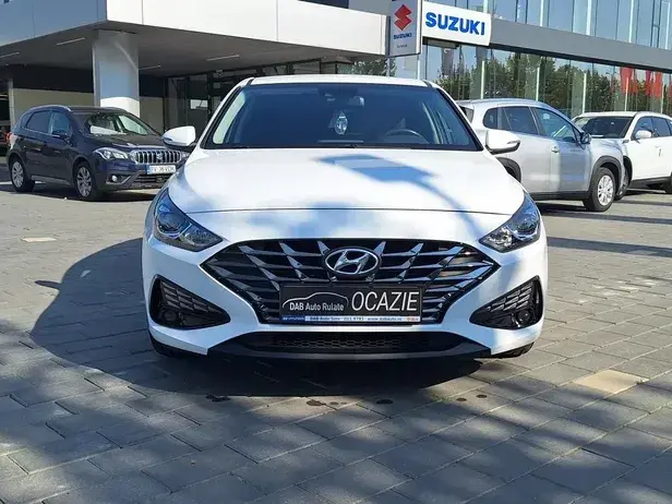 Hyundai i30 1.5 110CP 5DR M/T Highway