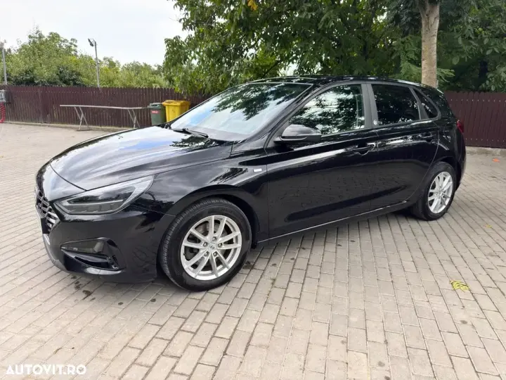 Hyundai i30 III 1.5 T-GDI MHEV 160CP 7DCT Highway