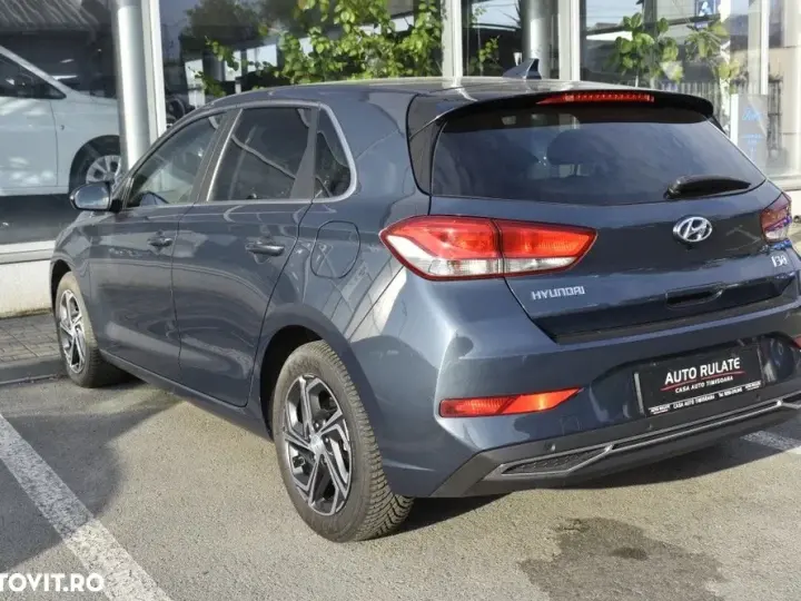 Hyundai i30 III 1.5 110CP 5DR M/T Highway