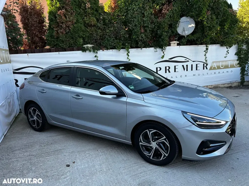 Hyundai i30 III 1.0 T-GDI DCT Connect & Go — imagine 4