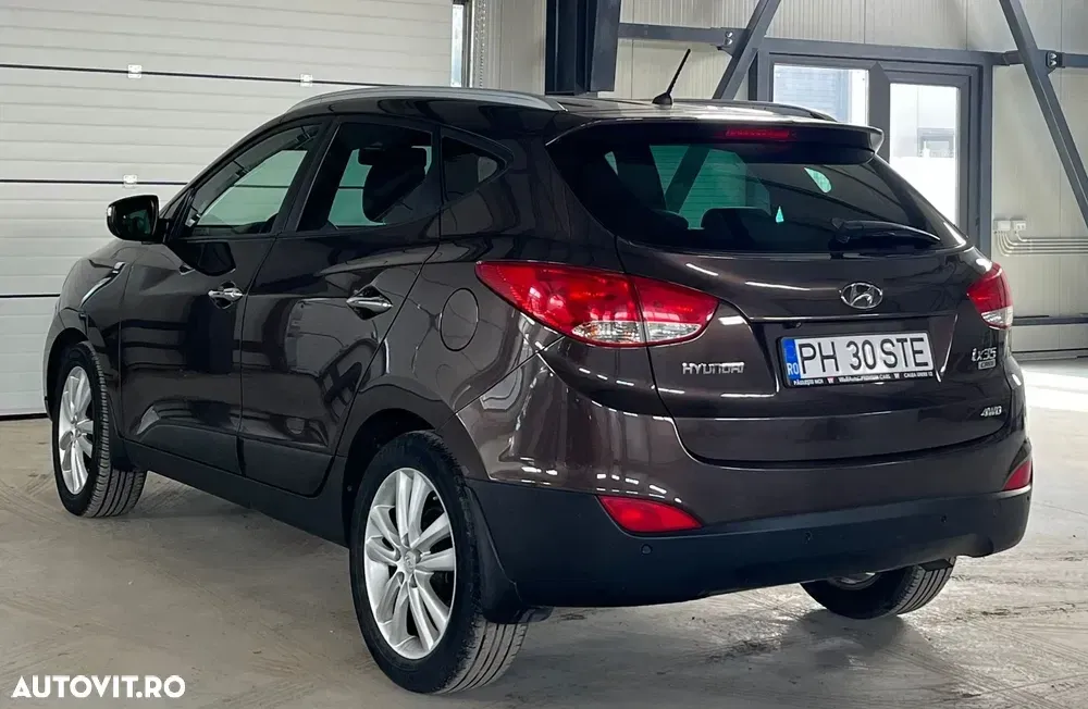 Hyundai ix35 2.0 CRDI 4WD Premium — imagine 4
