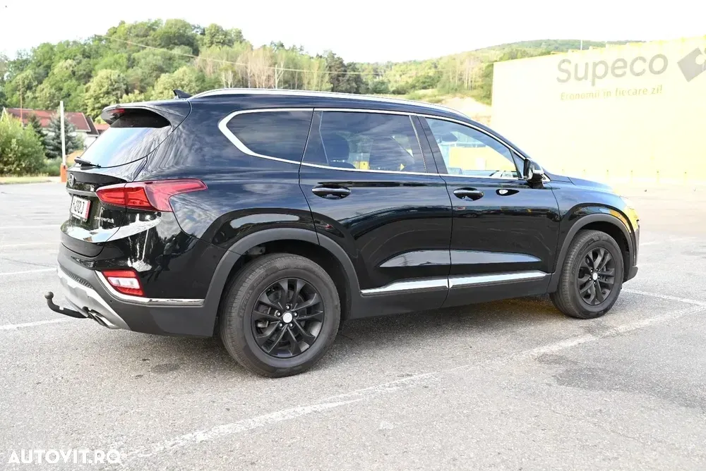 Hyundai Santa Fe — imagine 3