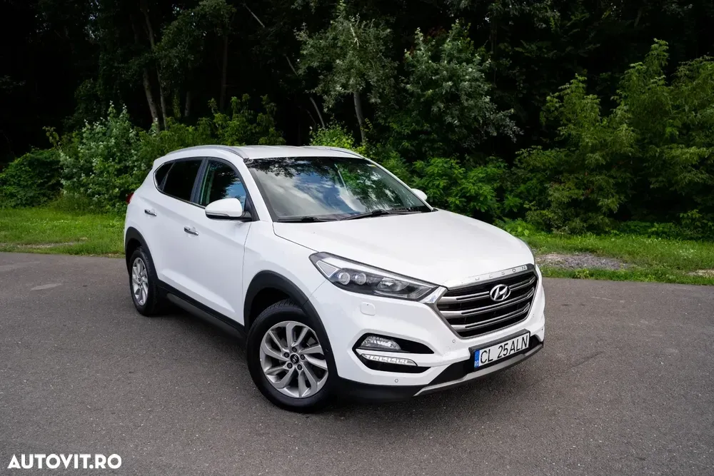 Hyundai Tucson III 2.0 CRDI 4WD 6AT Luxury+ — imagine 2