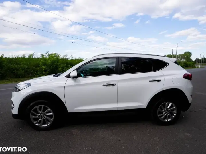 Hyundai Tucson III 2.0 CRDI 4WD 6AT Luxury+